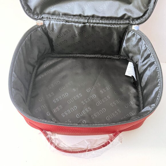 NEW GUESS Red Pebbled Faux Leather Travel Case & Makeup Bag Set - Picture 12 of 16